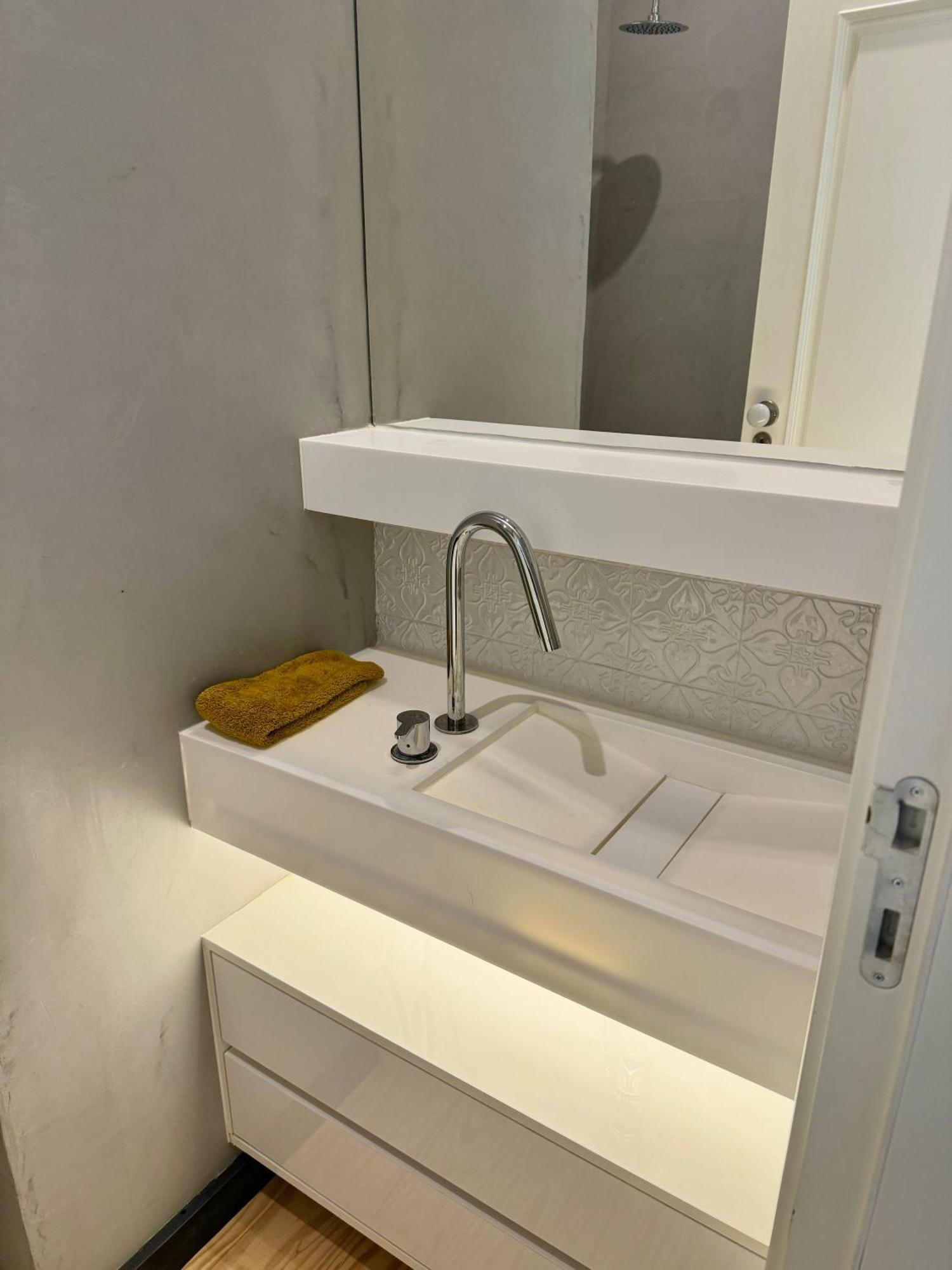 Quarto Na Baixa Wc Privativo Lisboa Exteriör bild